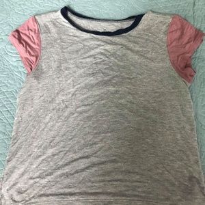 American Eagle tee